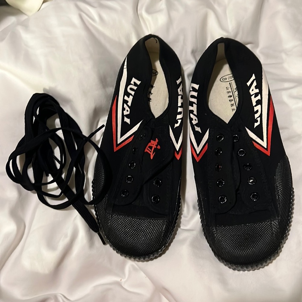 Brand new Lutai ninja sneakers